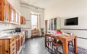 Amoroma Home
